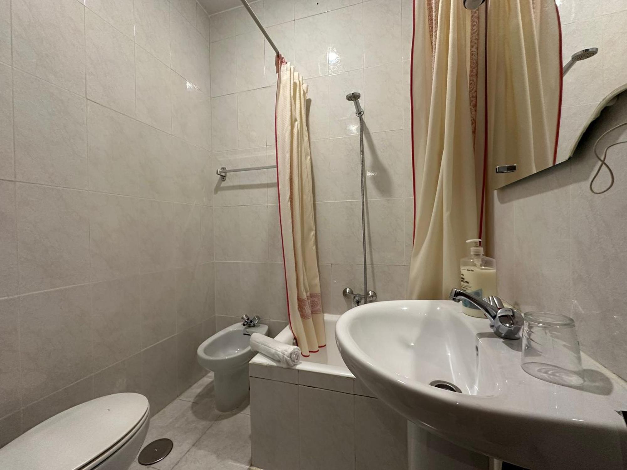 Hostal Villamanez مدريد المظهر الخارجي الصورة