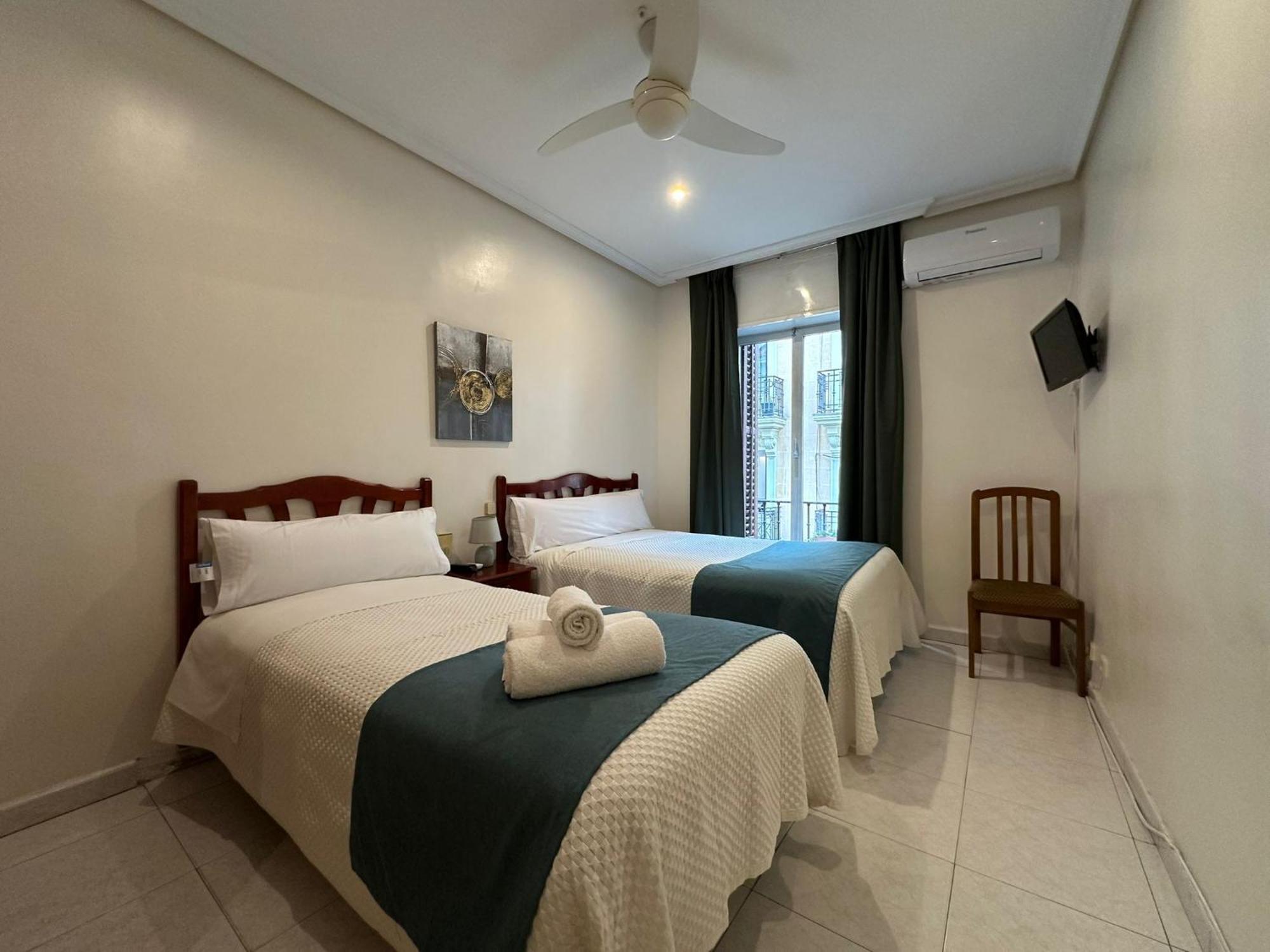 Hostal Villamanez مدريد المظهر الخارجي الصورة